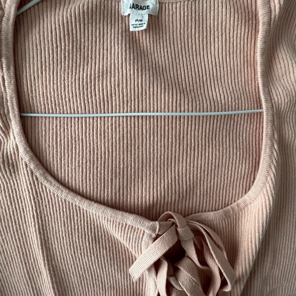 Pink top - Picture 2 of 4